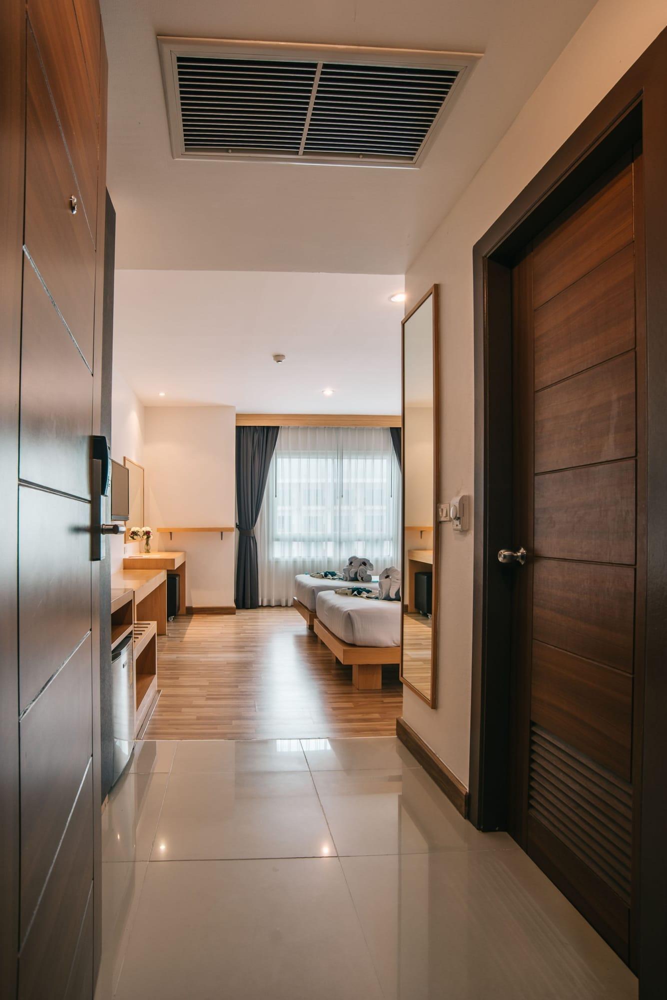 Icheck Inn Central Patong Kültér fotó