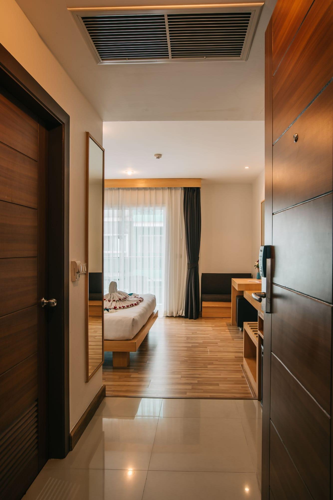 Icheck Inn Central Patong Kültér fotó