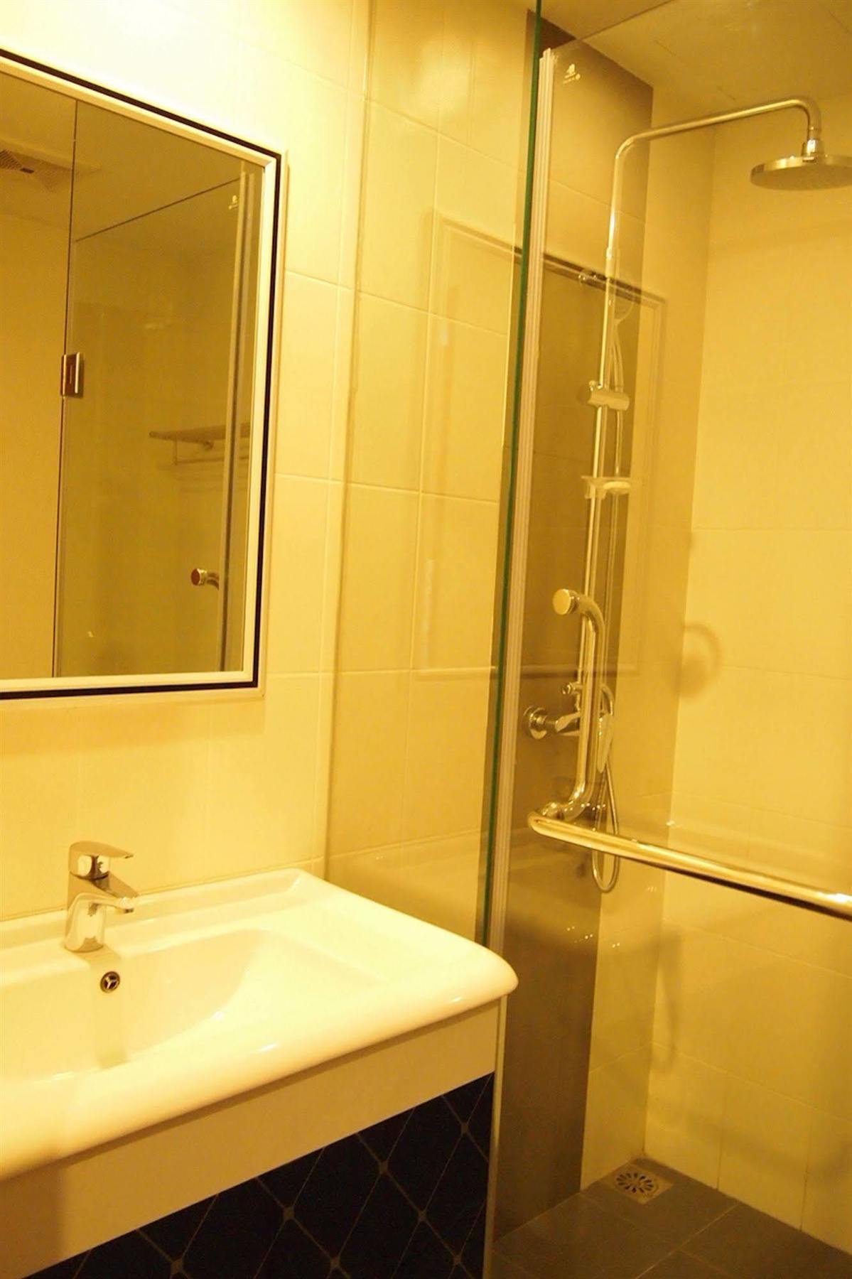 Icheck Inn Central Patong Kültér fotó